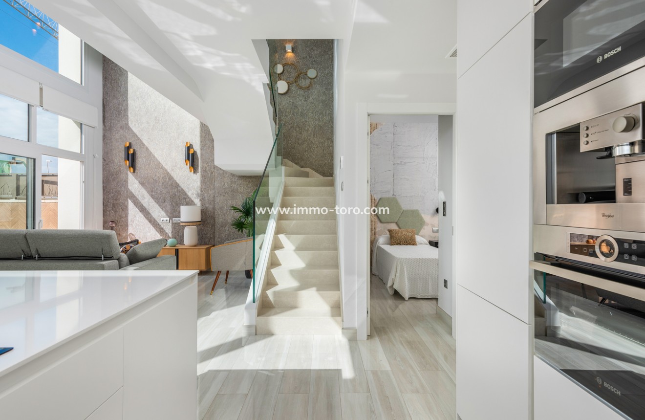 Nueva construcción  - Villa / Chalet - Los Montesinos