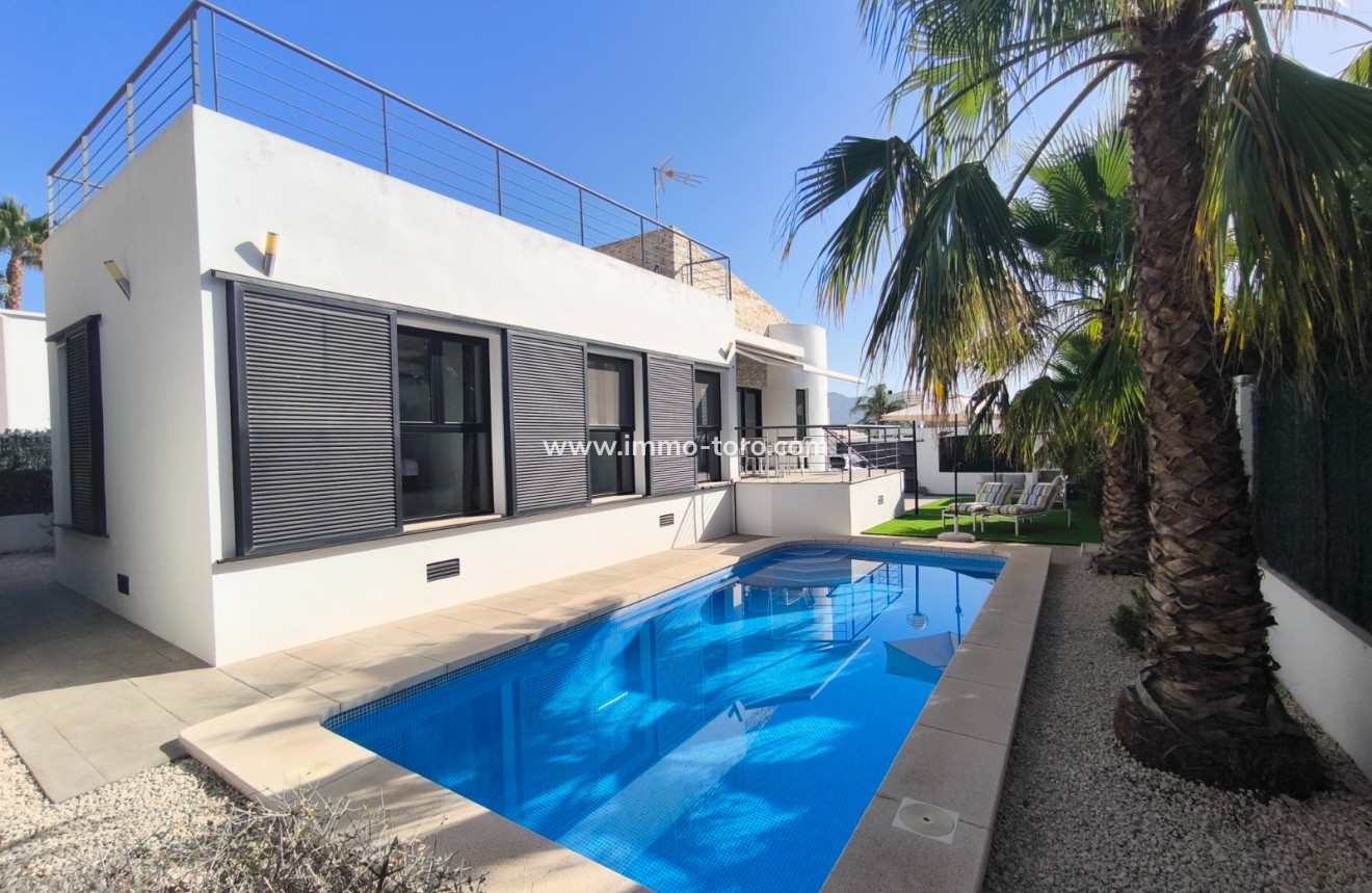 Resale - Villa - Polop - Alberca