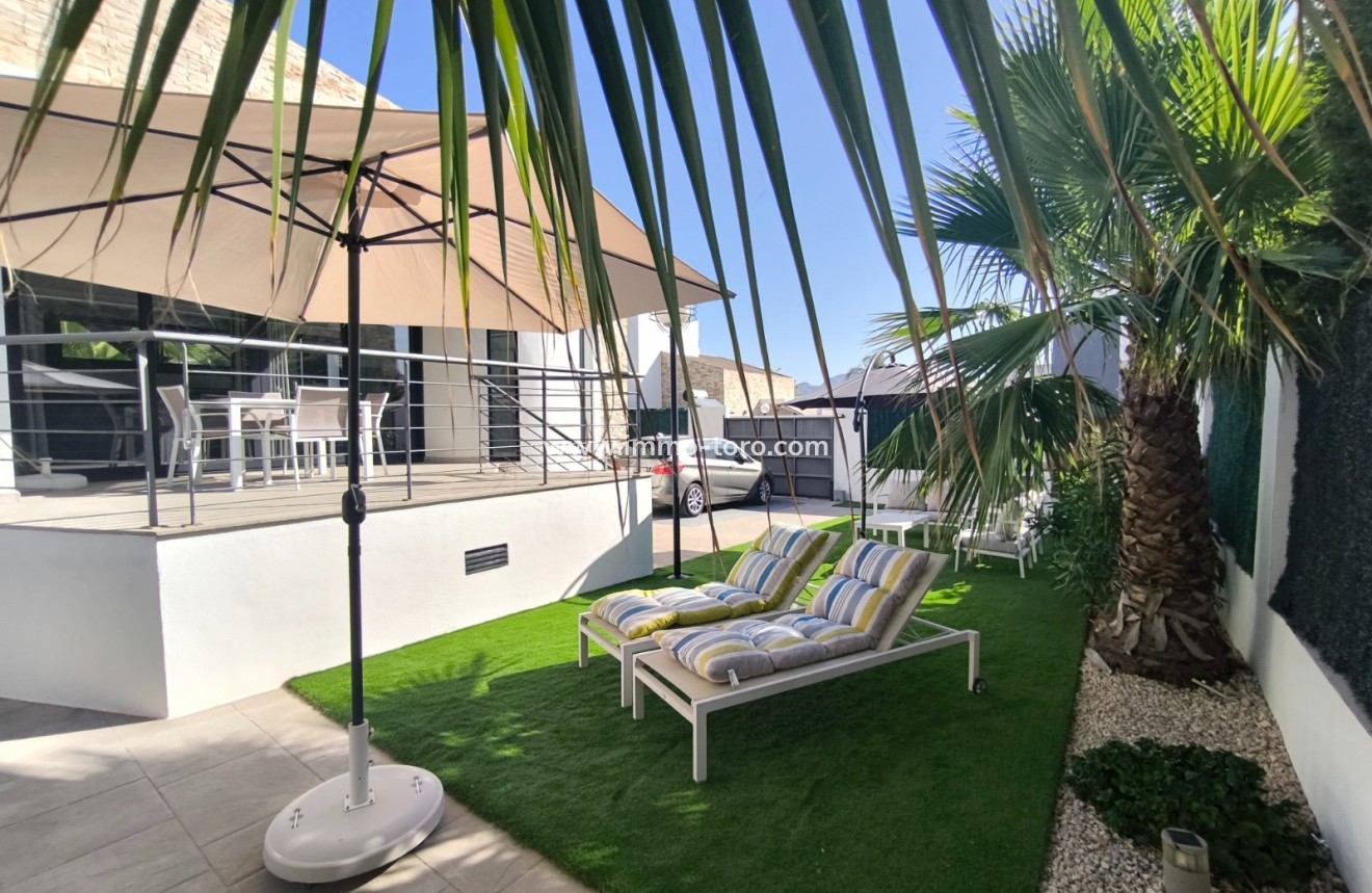 Resale - Villa - Polop - Alberca
