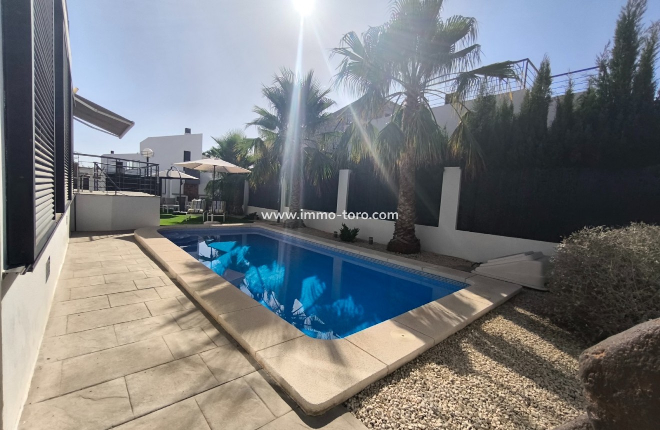 Resale - Villa - Polop - Alberca