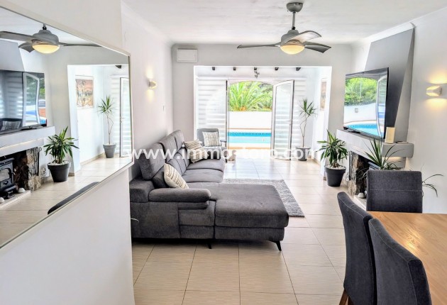 Resale - Villa - Benissa - Buenavista