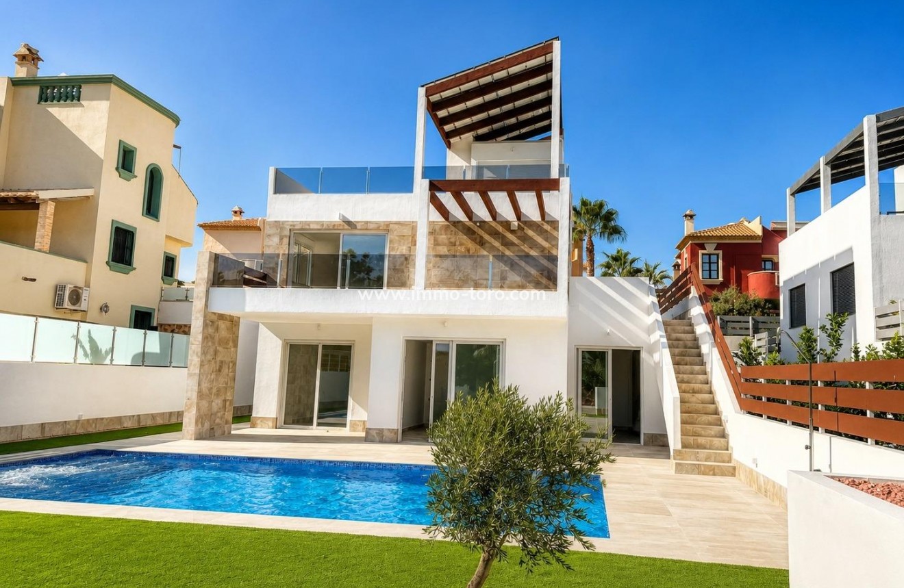 Nueva construcción  - Villa / Chalet - Rojales - Golf La Marquesa (Ciudad Quesada)