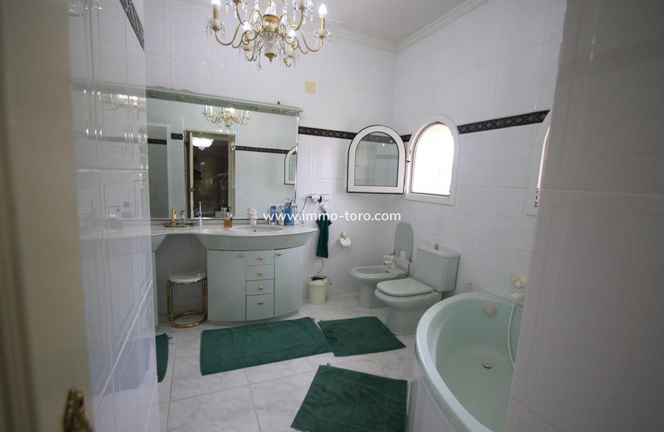 Resale - Villa - Calpe - La Canuta