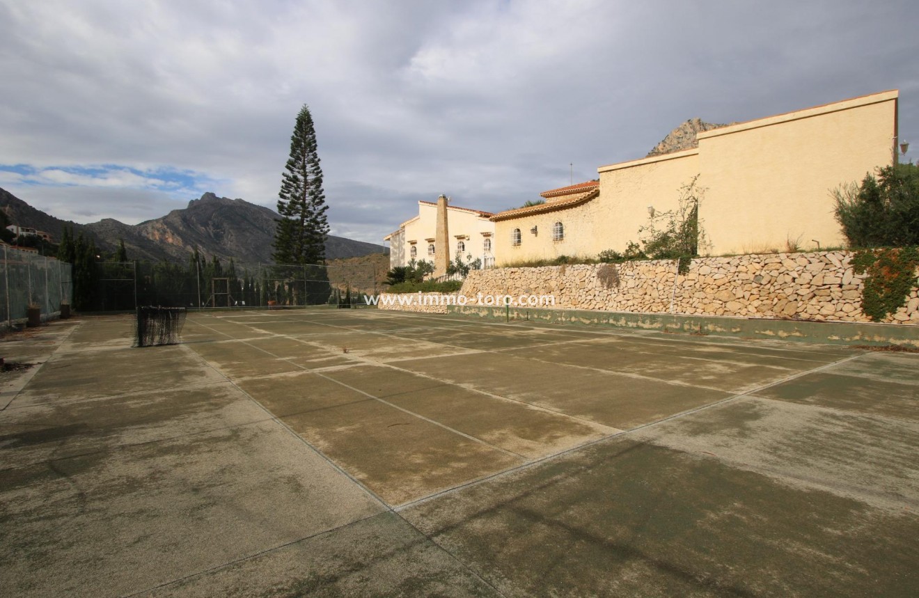 Resale - Villa - Calpe - La Canuta