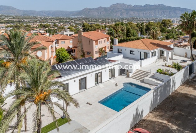 Venta - Villa / Chalet - Albir - L'Albir