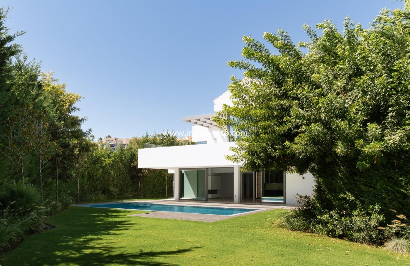 New Build - Villa - Málaga - Paraiso Alto