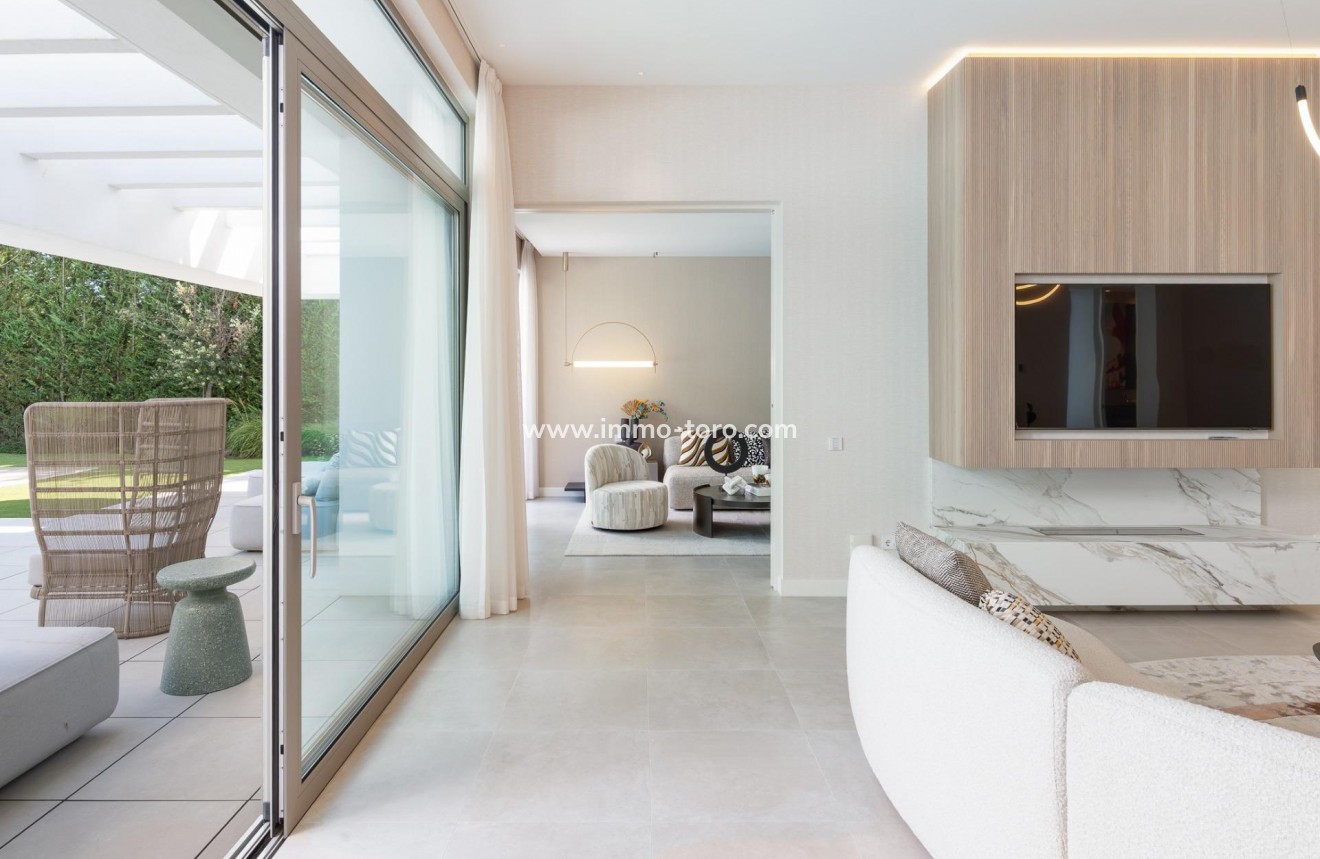 New Build - Villa - Málaga - Paraiso Alto
