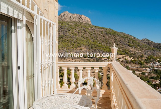 Resale - Villa - Calpe - Maryvilla