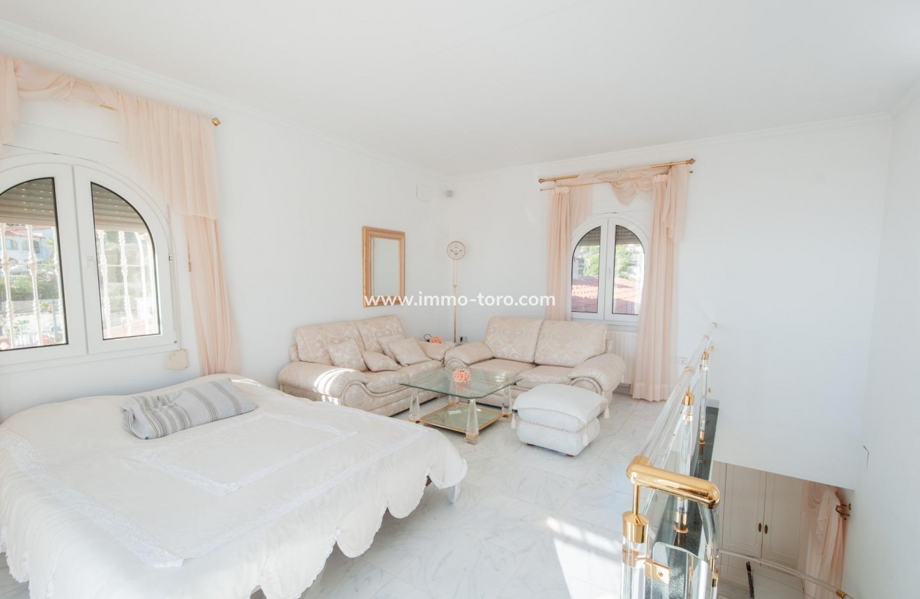 Resale - Villa - Calpe - Maryvilla