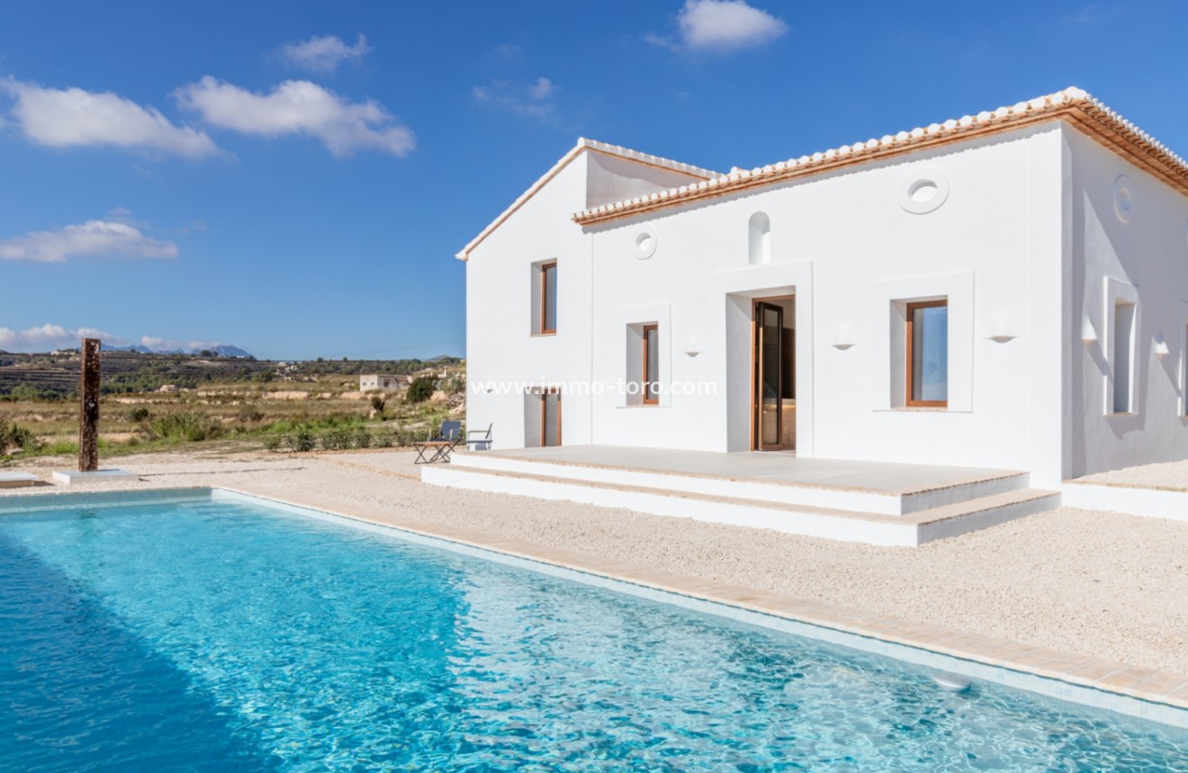 Resale - Villa - Moraira - Campo