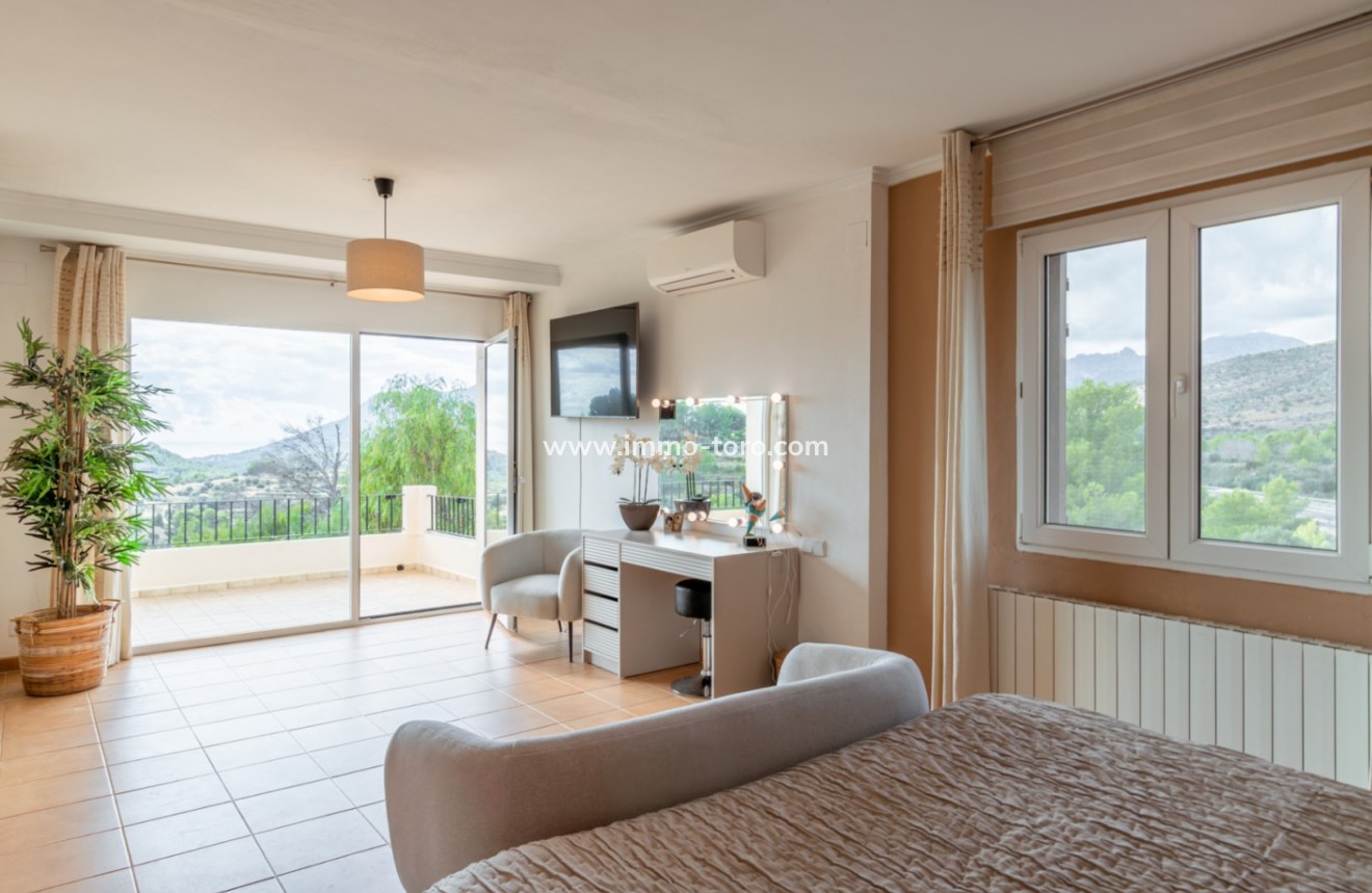 Resale - Finca / Country Property - Benissa - Benimallunt