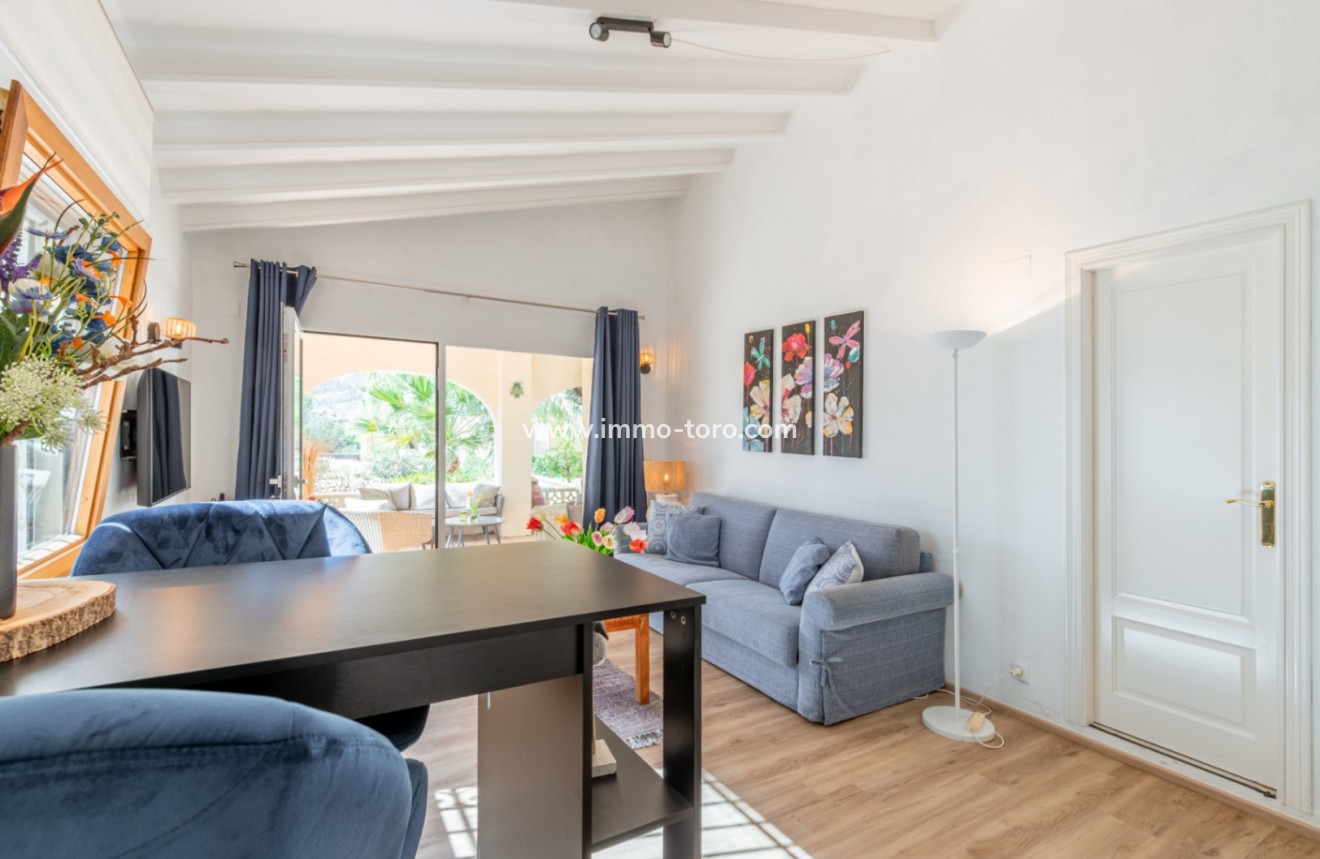 Resale - Finca / Country Property - Benissa - Benimallunt