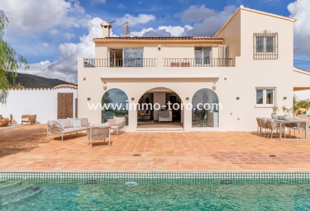 Resale - Finca / Country Property - Benissa - Benimallunt