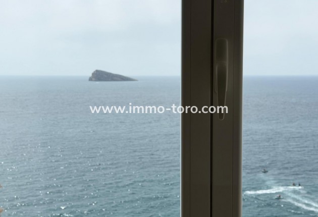 Resale - Apartment - Benidorm - 1ª Linea