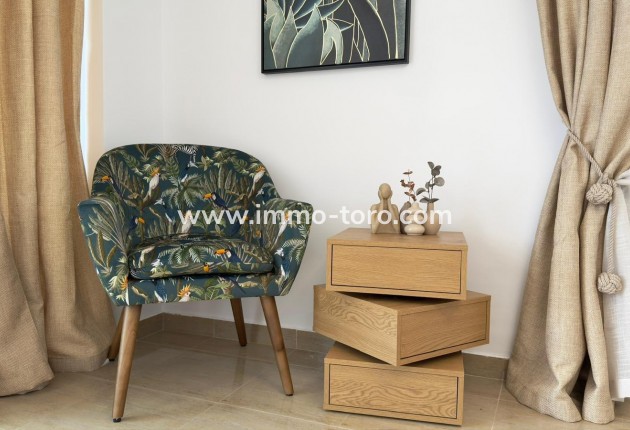 Resale - Apartment - Benidorm - 1ª Linea
