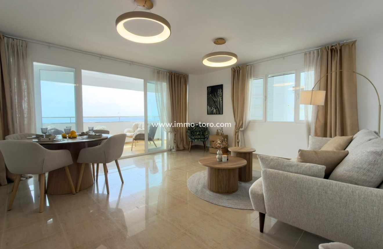 Resale - Apartment - Benidorm - 1ª Linea