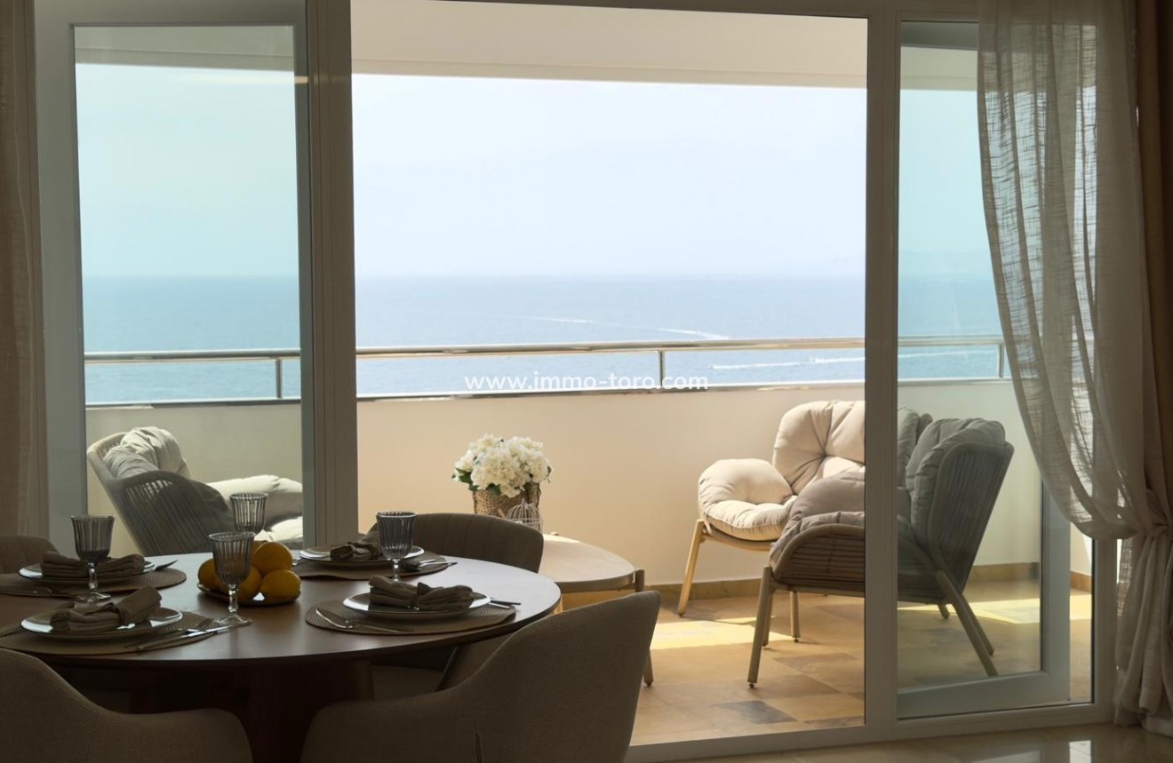 Resale - Apartment - Benidorm - 1ª Linea