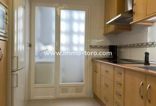 Resale - Apartment - Benidorm - 1ª Linea
