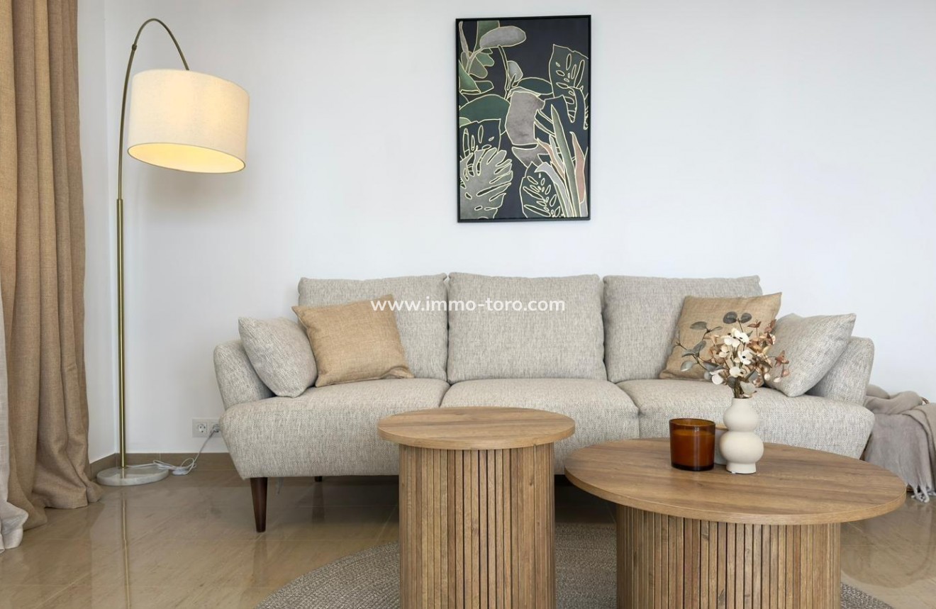 Resale - Apartment - Benidorm - 1ª Linea