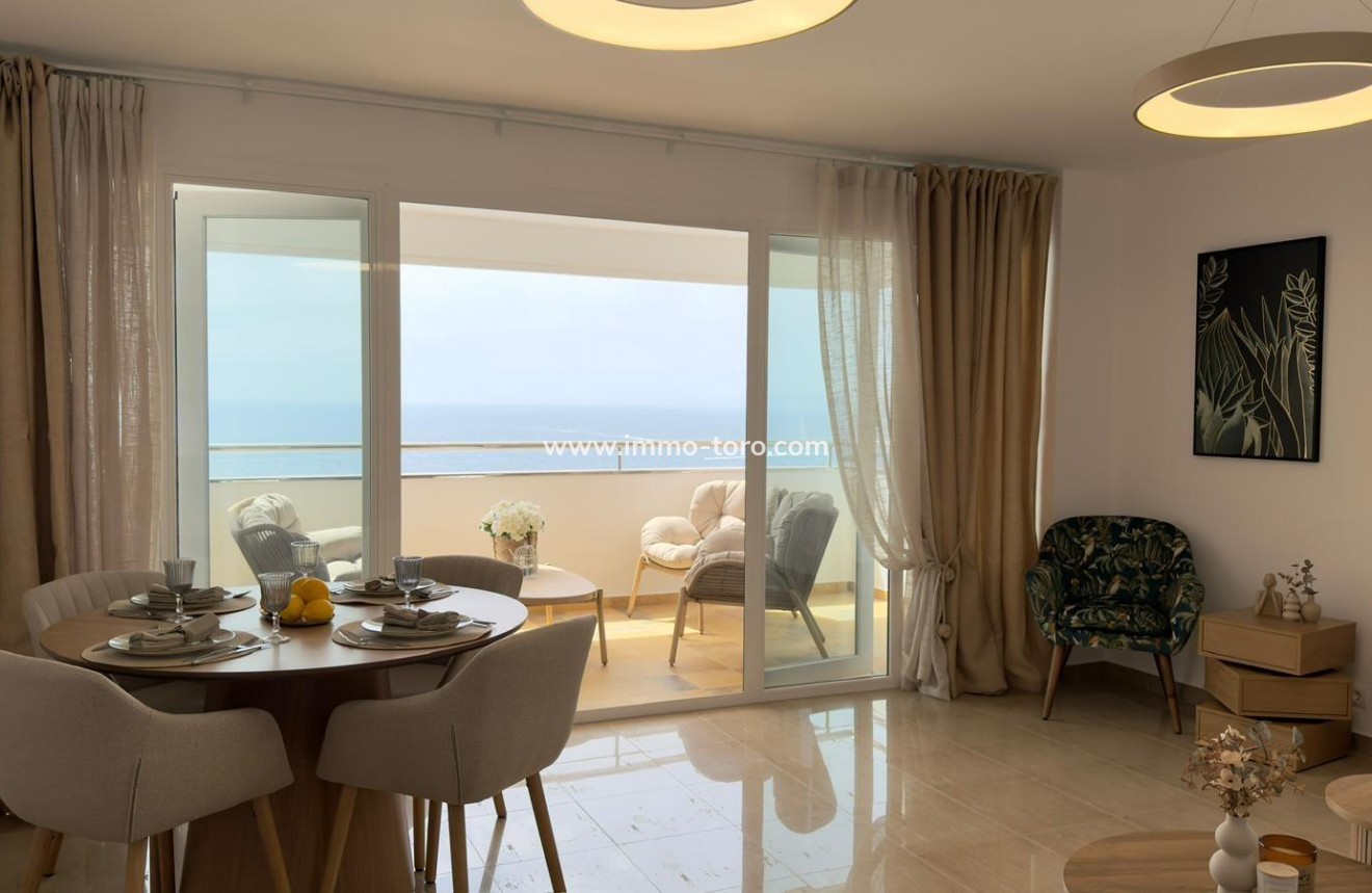 Resale - Apartment - Benidorm - 1ª Linea
