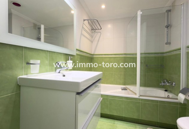 Resale - Apartment - Benidorm - 1ª Linea