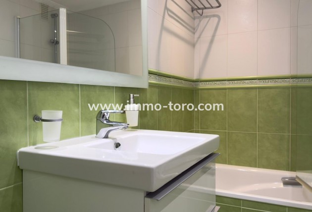 Resale - Apartment - Benidorm - 1ª Linea