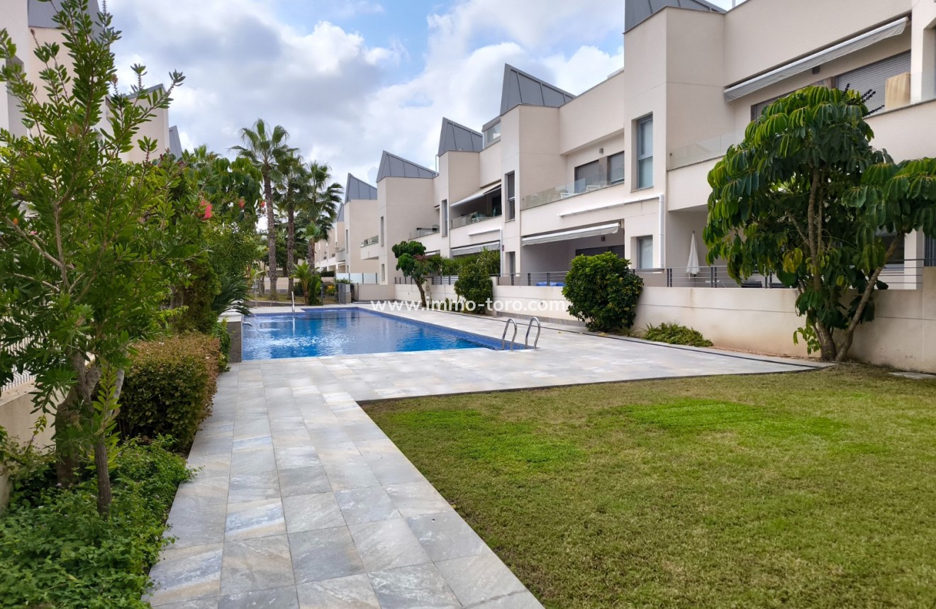 Resale - Apartment - Torrevieja - La veleta