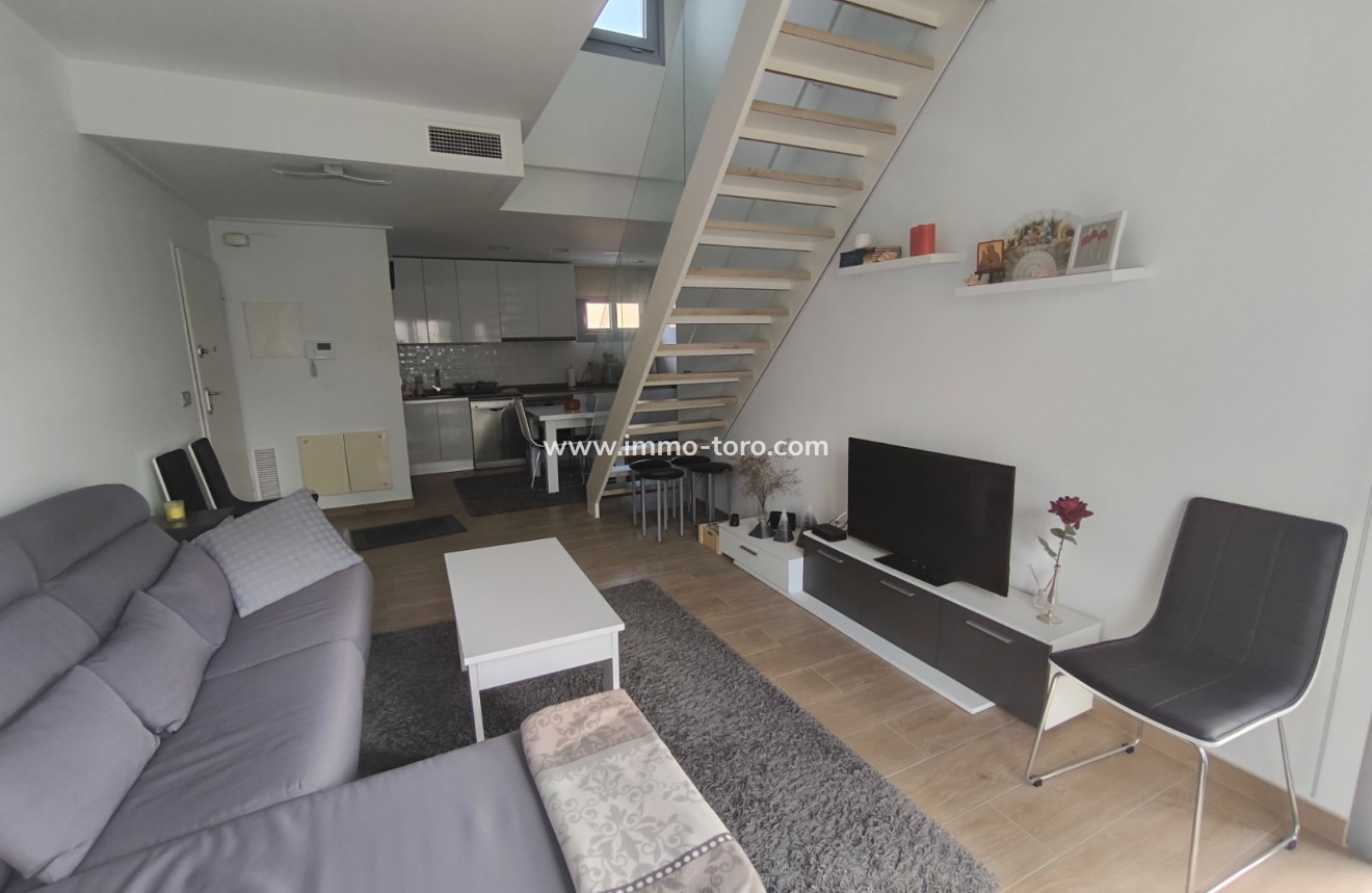 Resale - Apartment - Torrevieja - La veleta