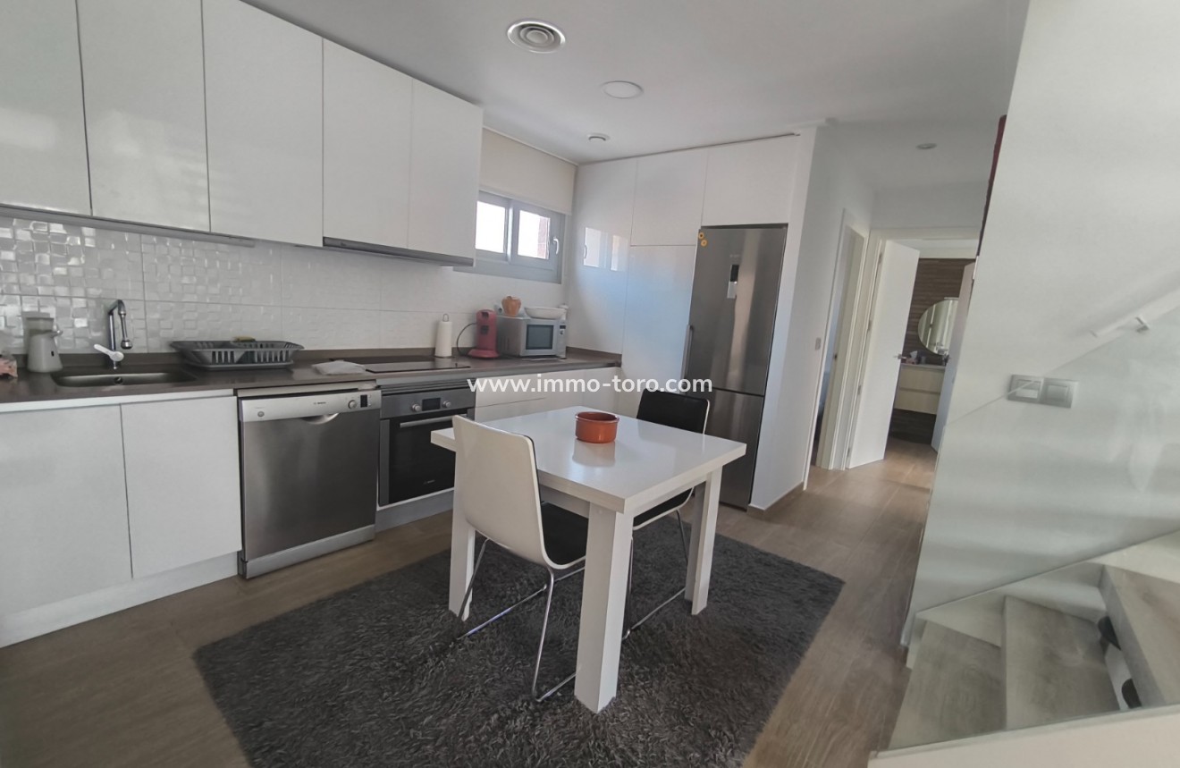 Resale - Apartment - Torrevieja - La veleta